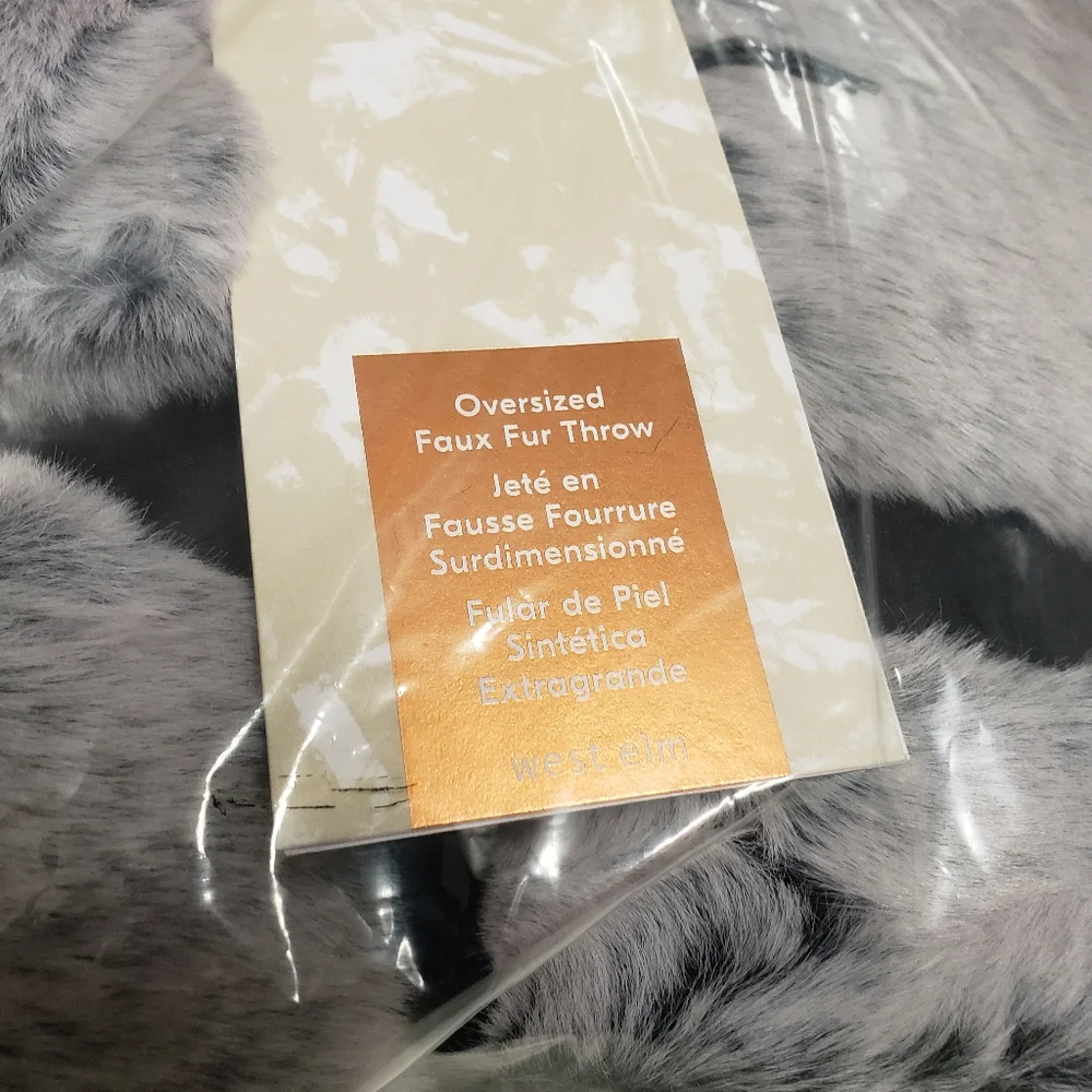 West Elm NWT Faux Fur Oversized Throw - Chinchilla Slate - 60''x80''